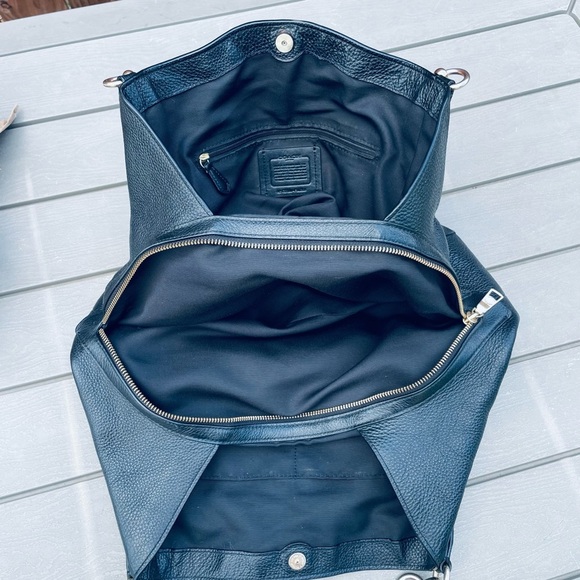 COACH F80268 Shoulder Bag Tote Black Pebble Leather Gold Hardware - Picture 12 of 16